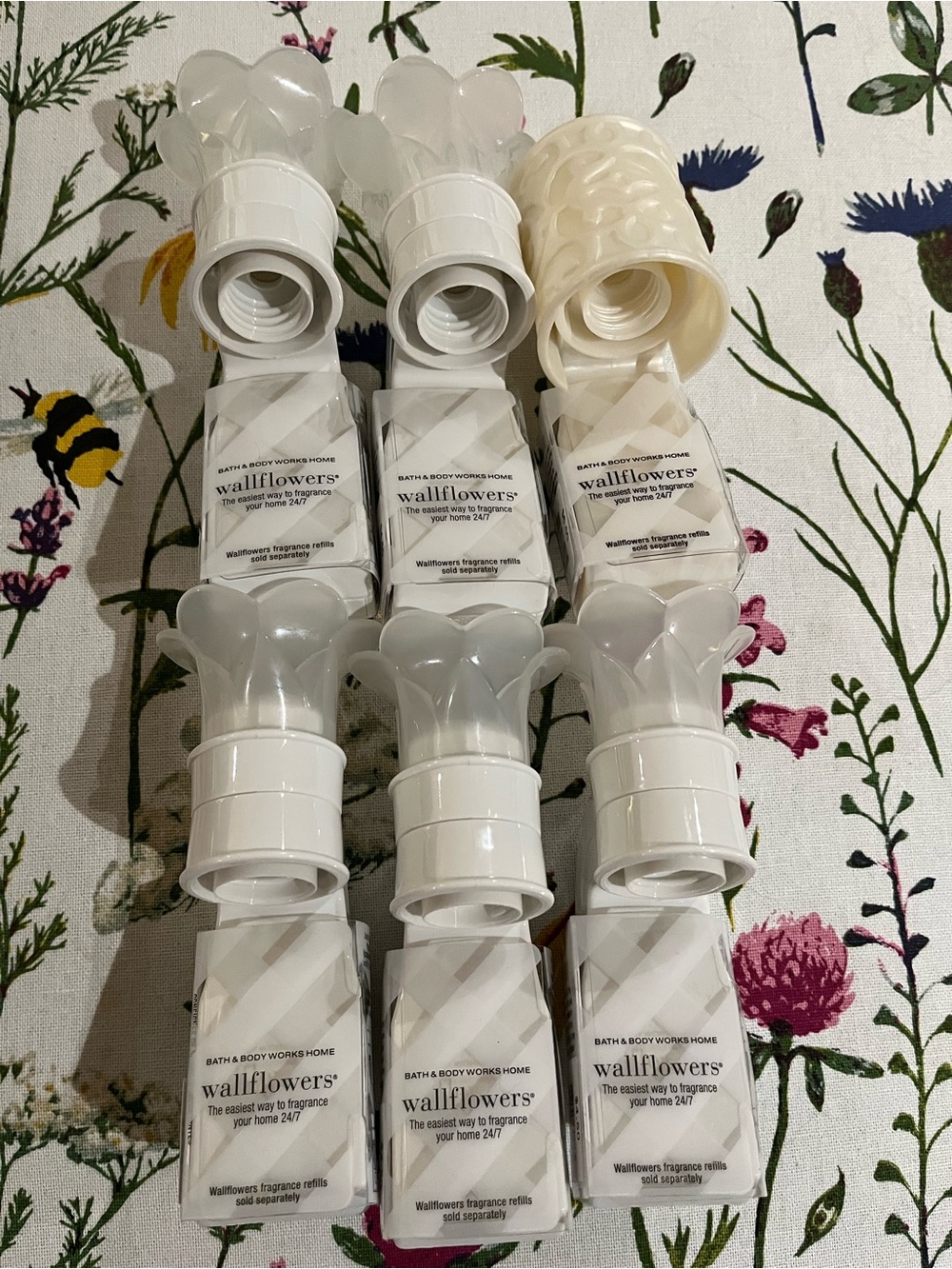NWT Bath & Body Works White Wallflowers Fragrance Refills - Pack of Six